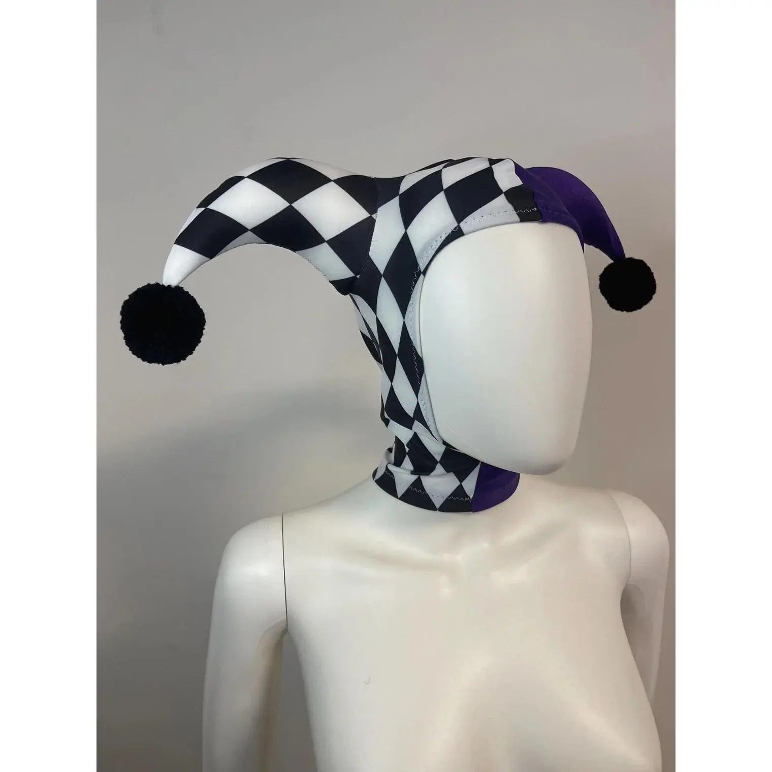 New Arrival Jester Cosplay Clown Hat Medieval Roya Jingle Bell Joker Hat Halloween Carnival Party Accessories Headwear