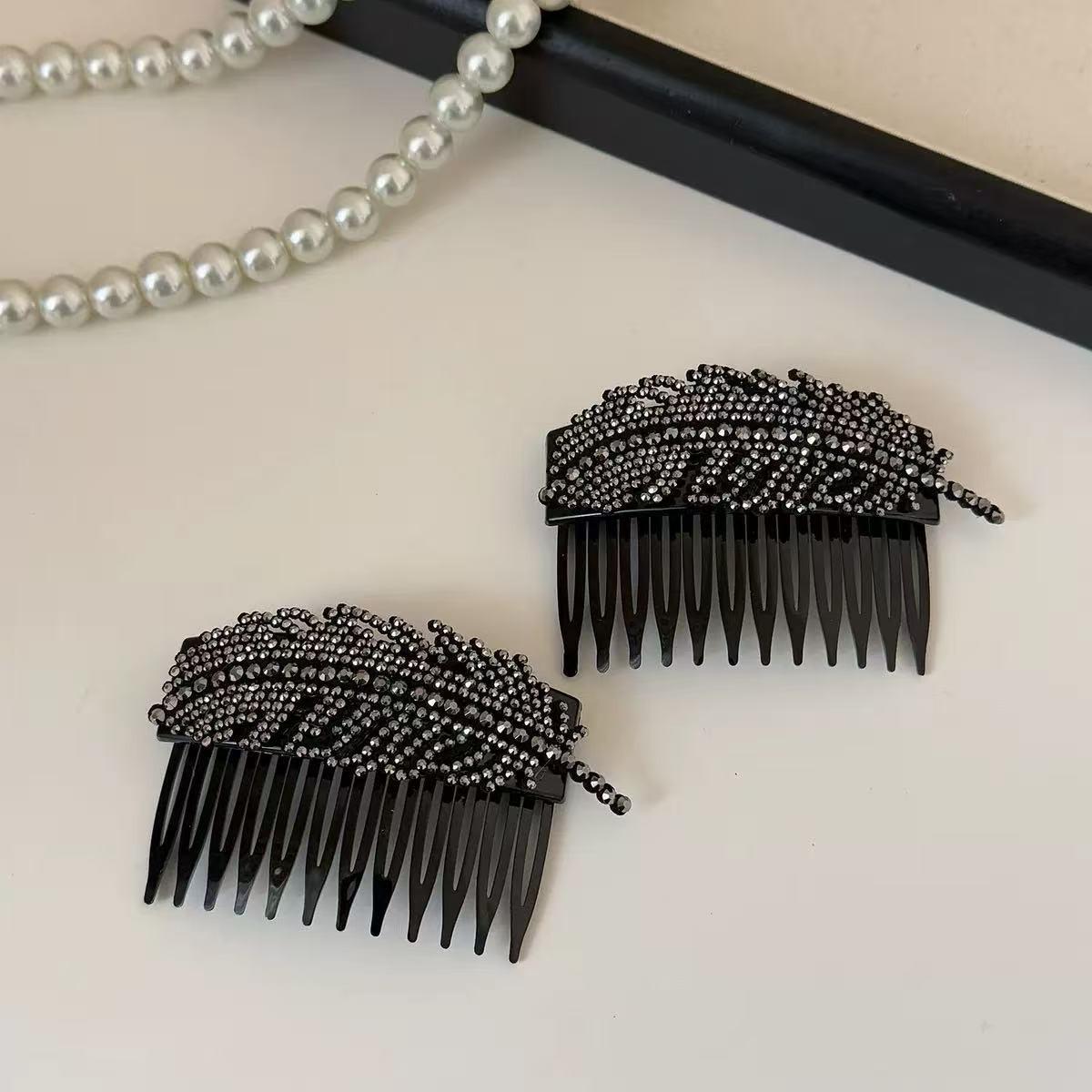 2026 New Luxury Style Earrings with Rhinestones, Perfect for Parties and Gifts, Elegant Accessory for Special Occasions