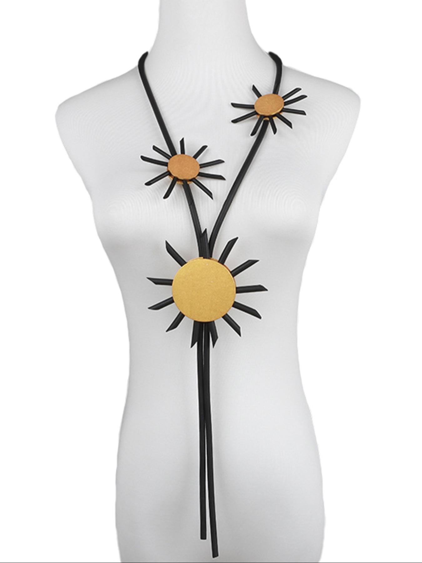 Simple Sunflower Shape Accessory, Minimalist Design, Three-Dimensional Sunflower Ornament, Elegant Decorative Piece, Perfect Gift Idea