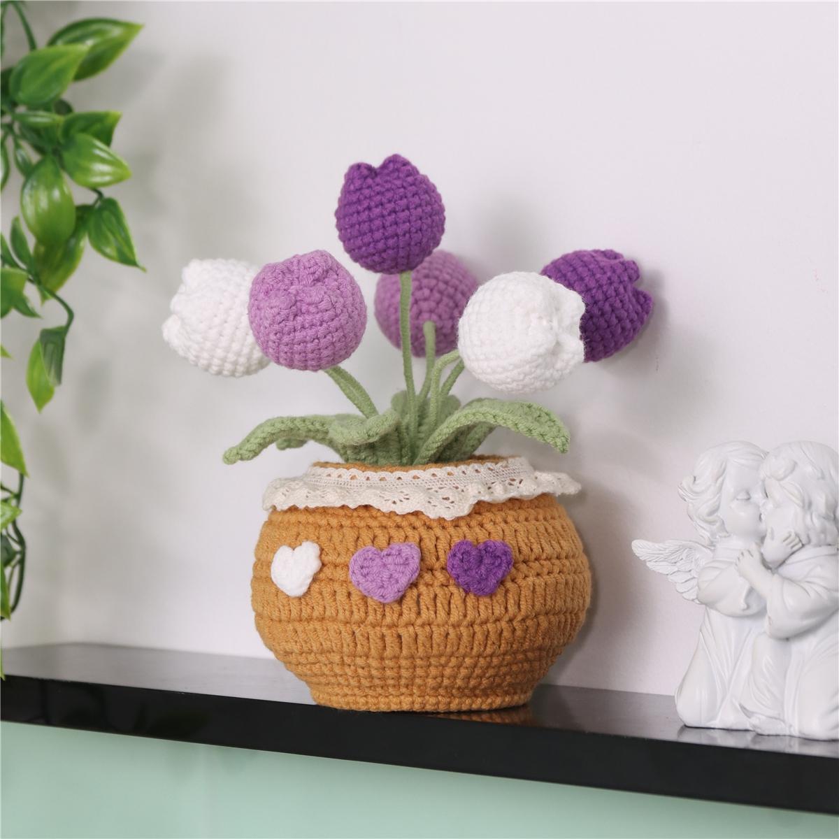 Room Decor Indoor Plants Handmade Crochet Tulip Potted Plant, 1 Count Knitting Tulip Potted Plant, Christmas 2024 Ornament, Tulips Artificial Crochet Bouquet Desktop Decoration for Home Office, Gift for Friend & Family, Flowers, Interior