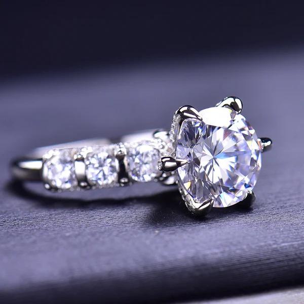 FINDURINGS 3CT S925 Round Cut Synthetic Moissanite Engagement Ring
