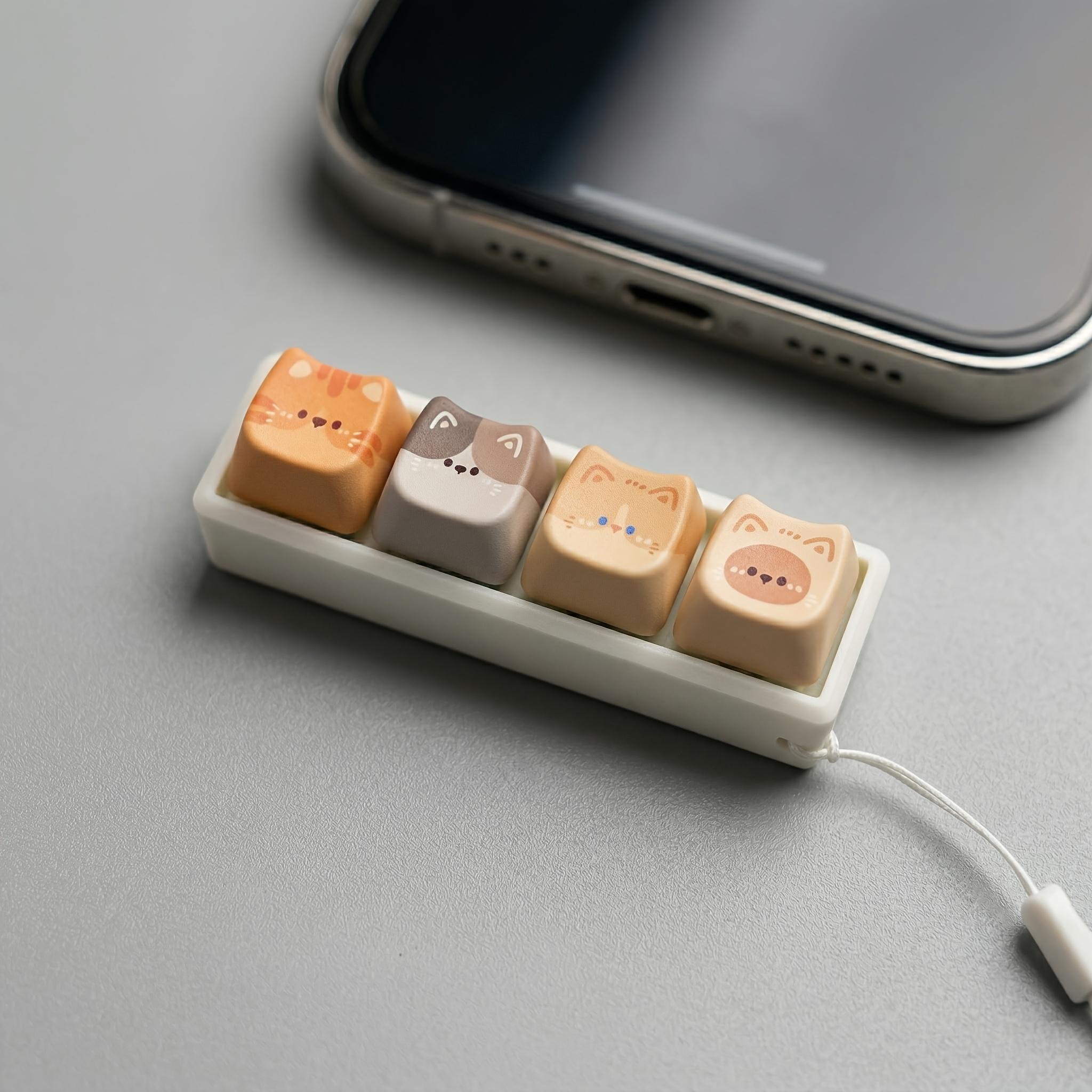 Cute Cat 4-in-1 Keyboard Button Keychain (Keycaps Random)