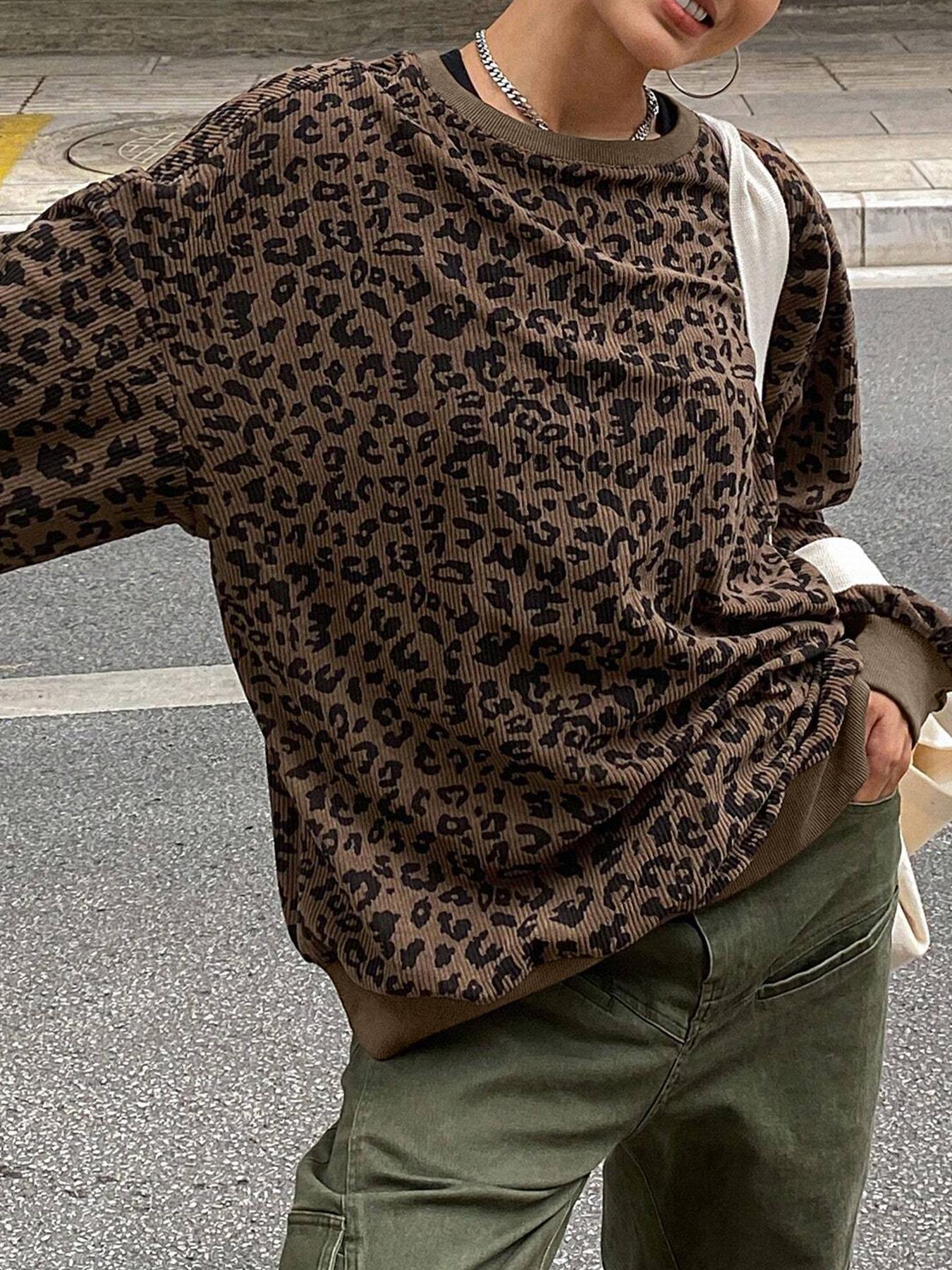 Women's Leopard Print Long Sleeve Round Neck T-Shirt Top, Loose Fit Casual Wear, Sexy Style for Spring & Fall Seasons