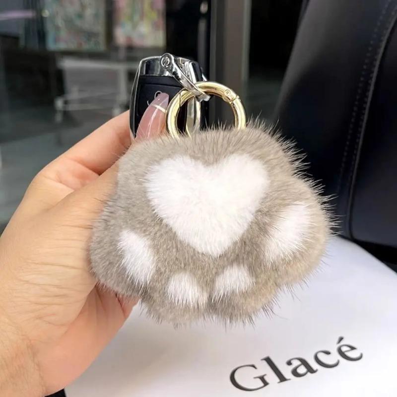 Cat Paw Pendant Keychain Couple Keychain Fluffy Faux Fur Keychain Charm Cute Soft Plush Toy Key Ring Backpack Car Key Pendant