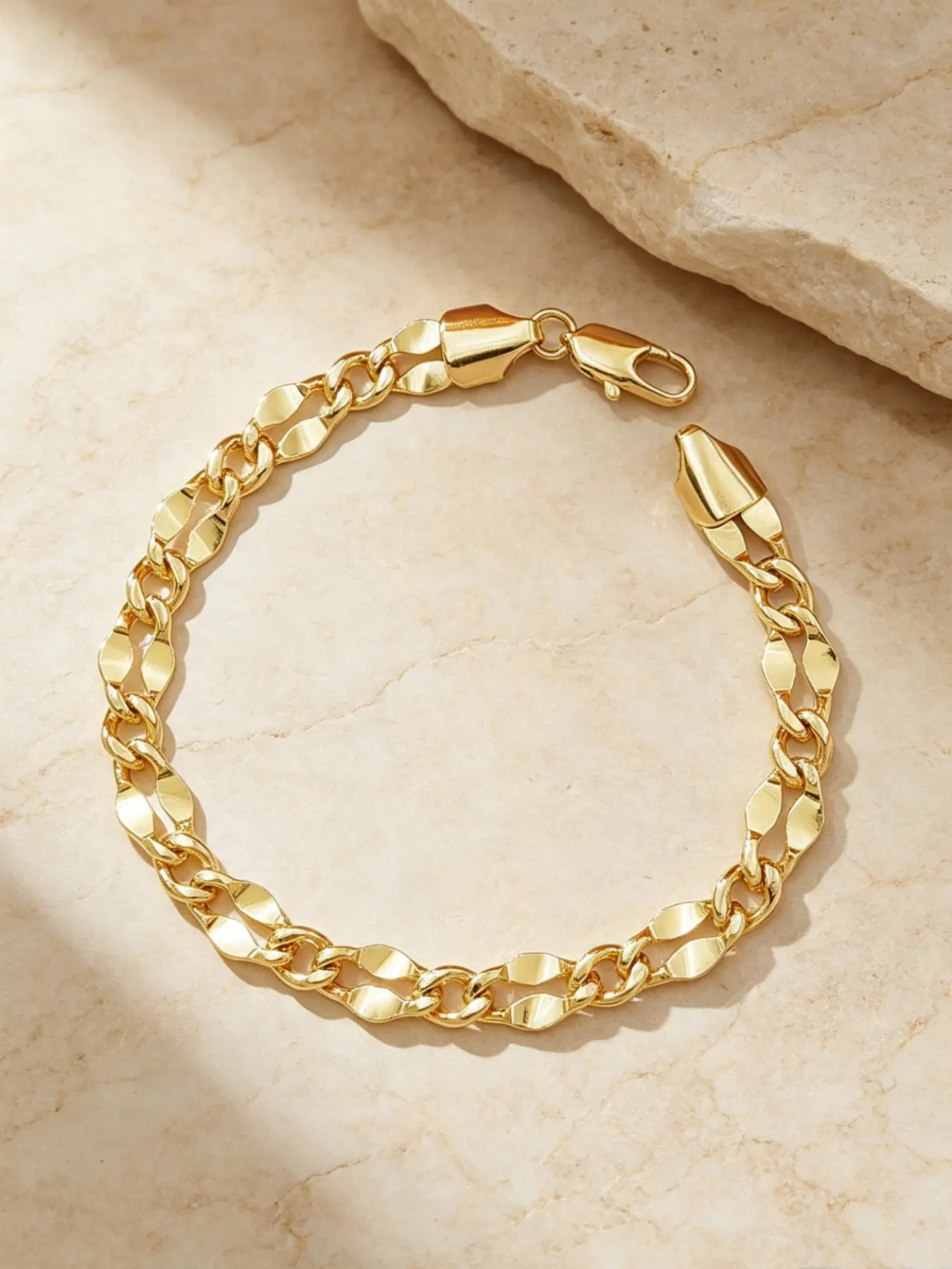 Flat Figaro Chain Bracelet, Gold-Tone Hypoallergenic Anti-Tarnish Minimalist Plain Link Jewelry for Men Women, Trendy Ins Style Stackable Layering Bracelets, Daily Versatile Accessory, Birthday Holiday Gift For Him & Her UnisexJewelry #StackableJewelry