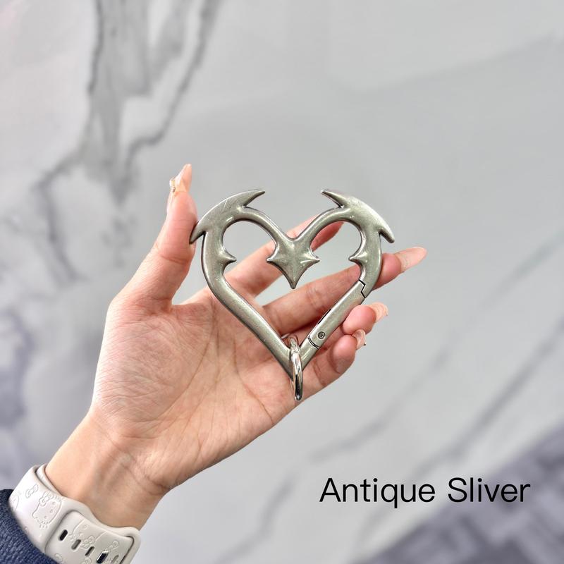Gothic Heart Carabiner Keychain, Heavy Duty Metal Key Holder with Secure Clip, Unique Bag Charm Accessory, Bold Statement Keychain for Car Keys, Backpack & Purse Decoration, Stylish Gift for Men Women Teens, Everyday Carry Accessory