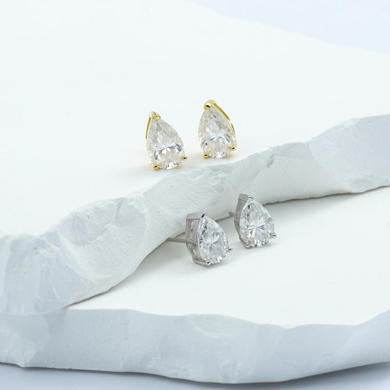 Pear Cut Stud Earrings D Color VVS Synthetic Moissanite Stud Unisex Earrings Birthday Anniversary Mother's Day Gifts for Men Women