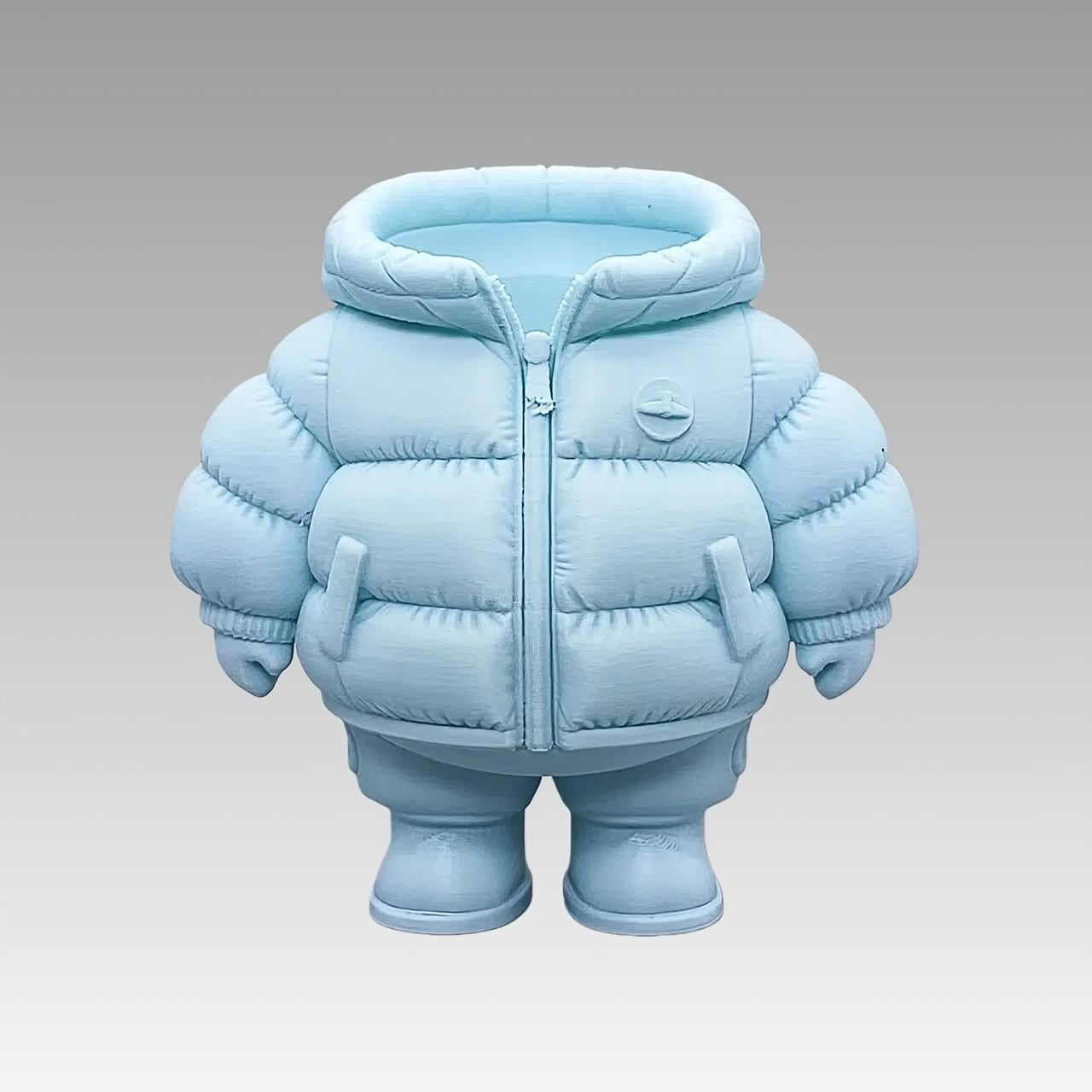 3D Printed Down Jacket Desk Organizer, Pencil Holder, Dried Flower Vase, Realistic Fun Design, Adds Atmosphere to Your Desk