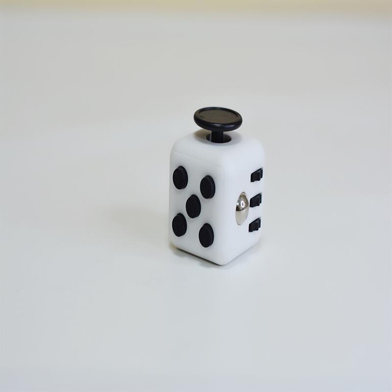 Fidget Cube & Fidget Dice Combo Adult Pocket Stress Relief Toy Fidget Tool Popular Office Desk Decompression Gadget for Anxiety