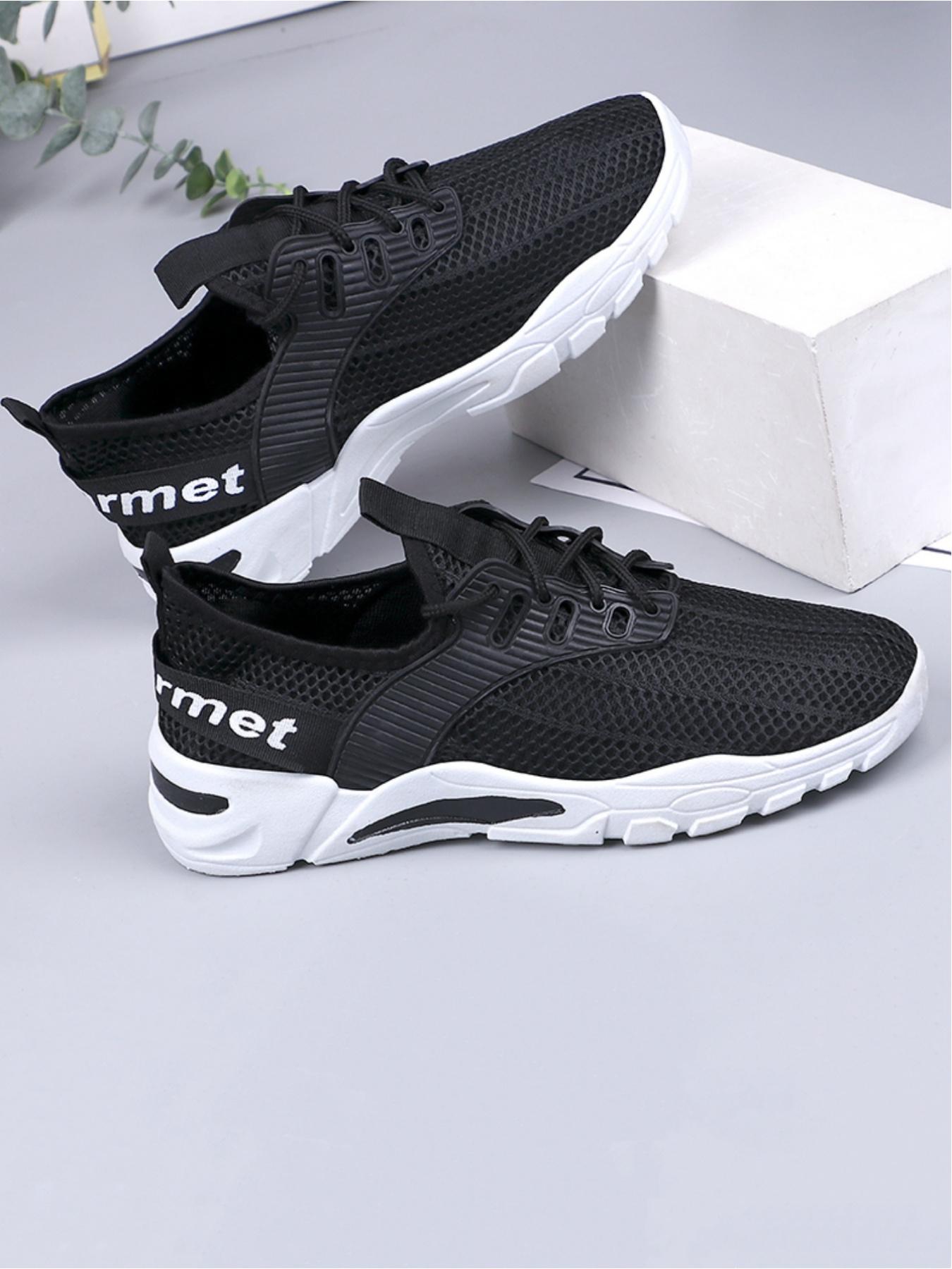 Men's casual sports shoes, simple woven shoe wrap comfortable, thick sole design stable support, heel loop and brand logo fashionable embellishment, classic and versatile color matching, preferred for daily commuting leisure sports wear
