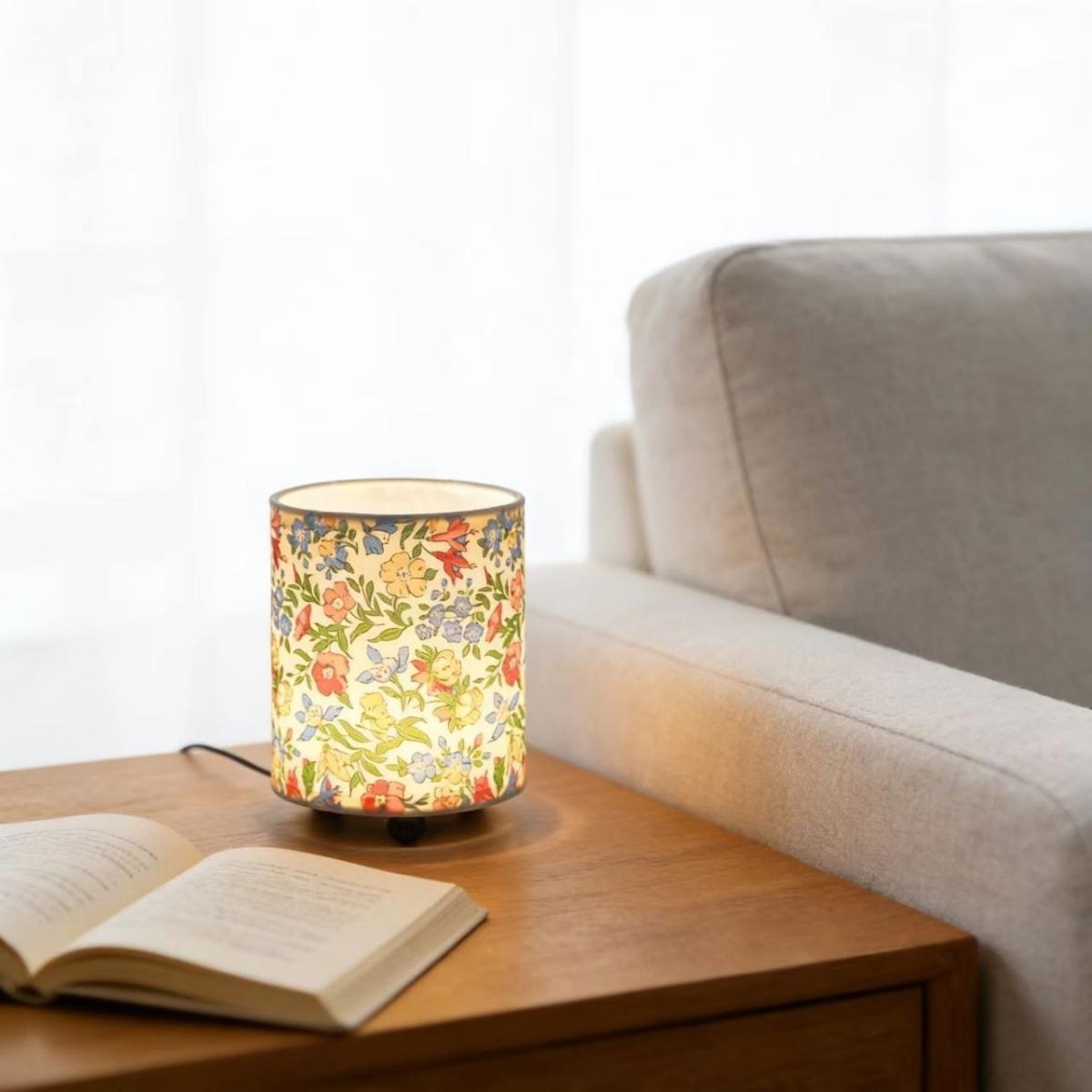 Small Bedside Lamp, Bohemian Style Living Room Table Lamp, USB Powered Night Light, Linen & Floral Cloth Shade, Metal Base, Kids' Room Decor