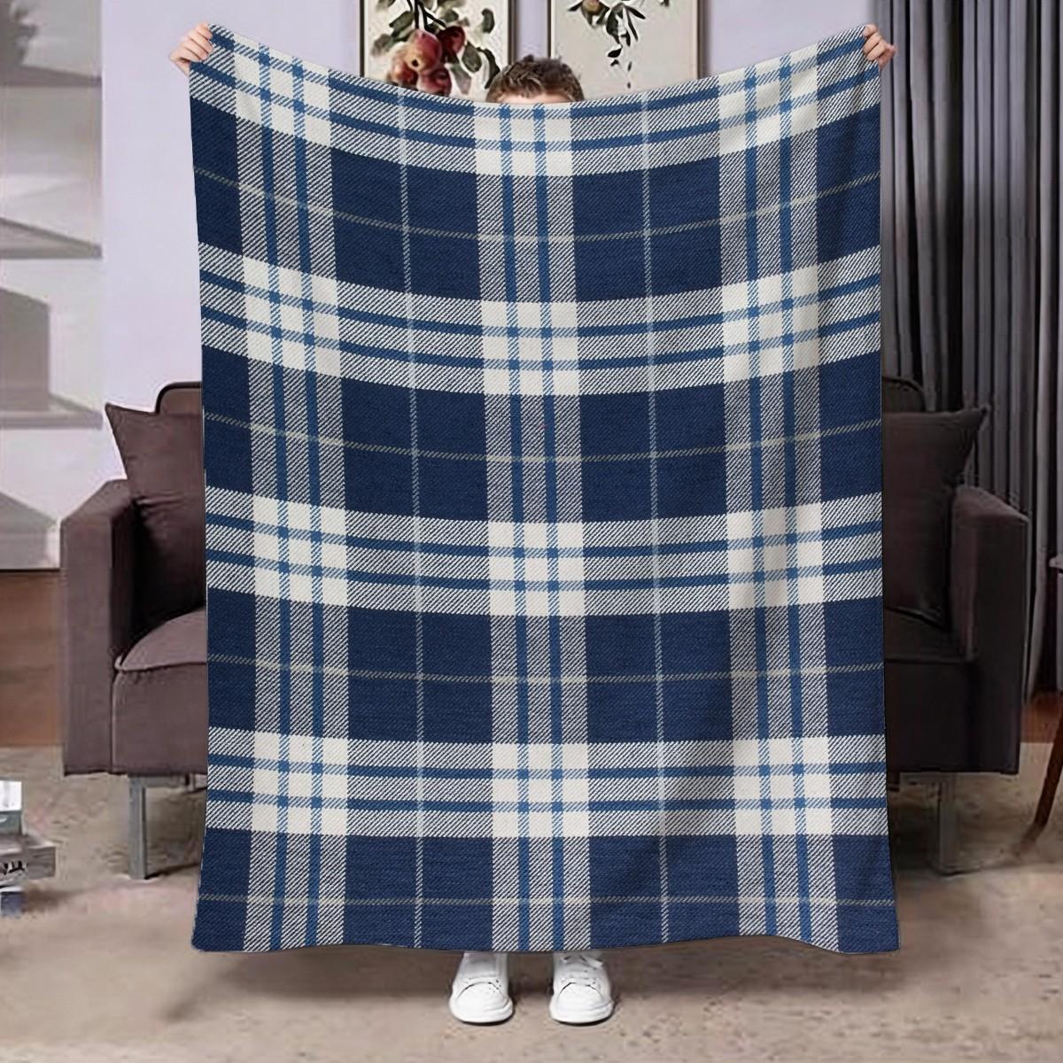 Plaid Flannel Sofa Blanket, Soft Plush Warm Blanket for Men and Women, Comfortable Thick Bedspread, Multiple Colors Available