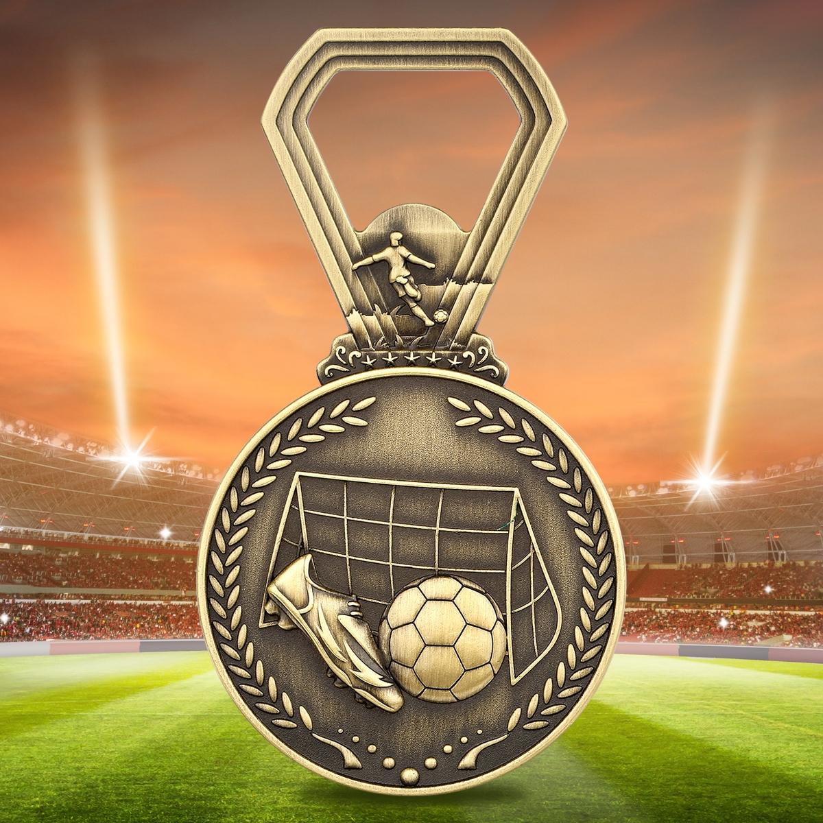 Football Medal Bottle Opener, Beer Bottle Opener, Portable Bottle Opener, Ideal for Beer Lovers, Football Fans, Sports Enthusiasts