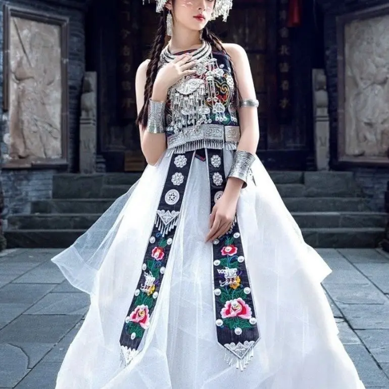 Hmong Miao Women's 3-Piece Photo Shoot Styling Set - Bustier, Sash & Skirt