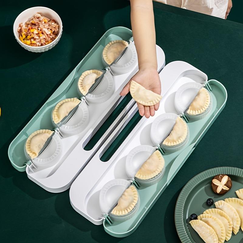Convenient handheld dumpling maker household small kitchen dumpling making tool