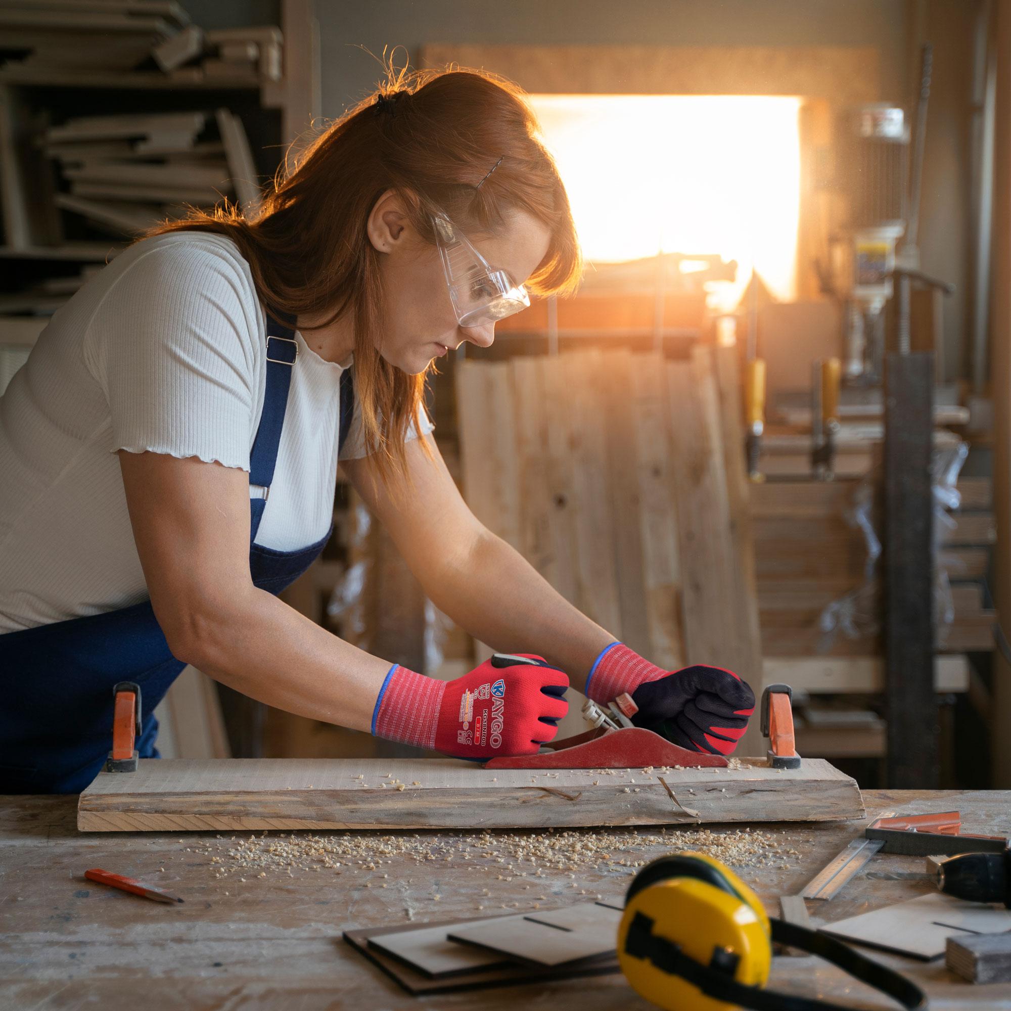 KAYGO Safety Work Gloves MicroFoam Nitrile Coated, KG18NB,Seamless Knit Nylon Glove with Black Micro-Foam Nitrile Grip, Ideal for General Purpose, Automotive, Home Improvement