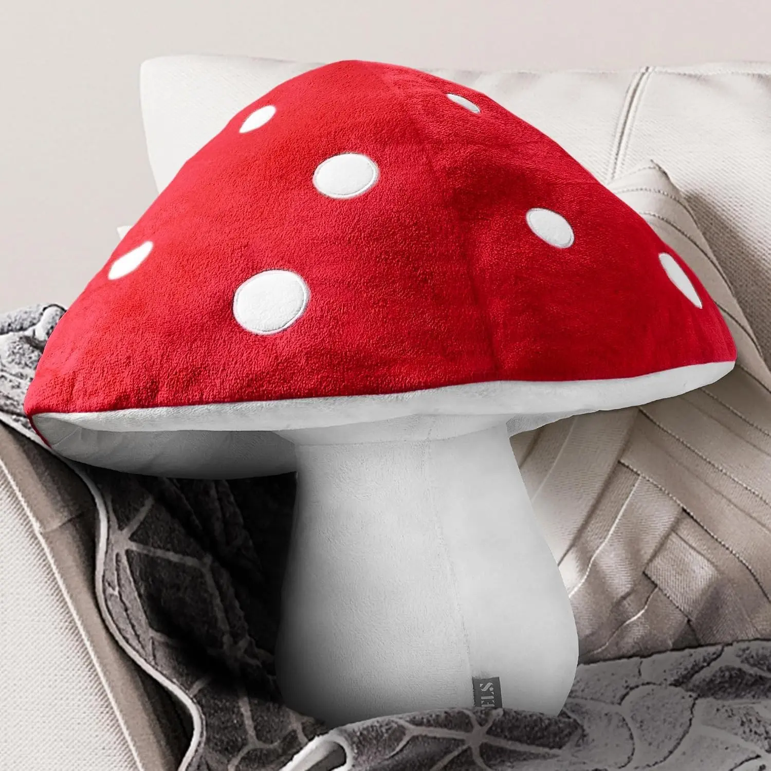 15.35 Inches Mushroom Pillow, Cute 3D Polka Dot Mushroom Plush, Decorative Throw Pillow for Lover Sofa Couch Living Room Bedroom Decor, Red