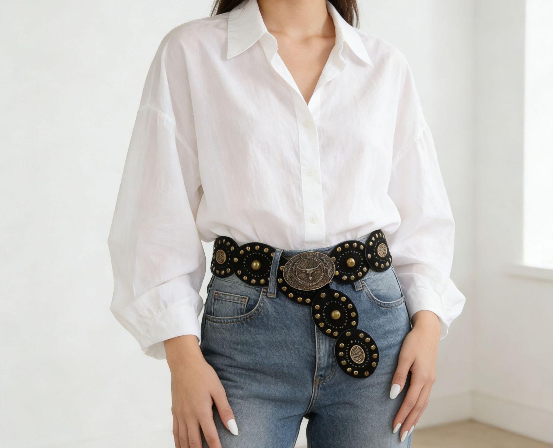 Western Style Concho Belt - Retro Cowboy Oval Cutout Waist Cincher with Bronze Studs, Vintage Decorative Belt for Women,Graduation Gifts