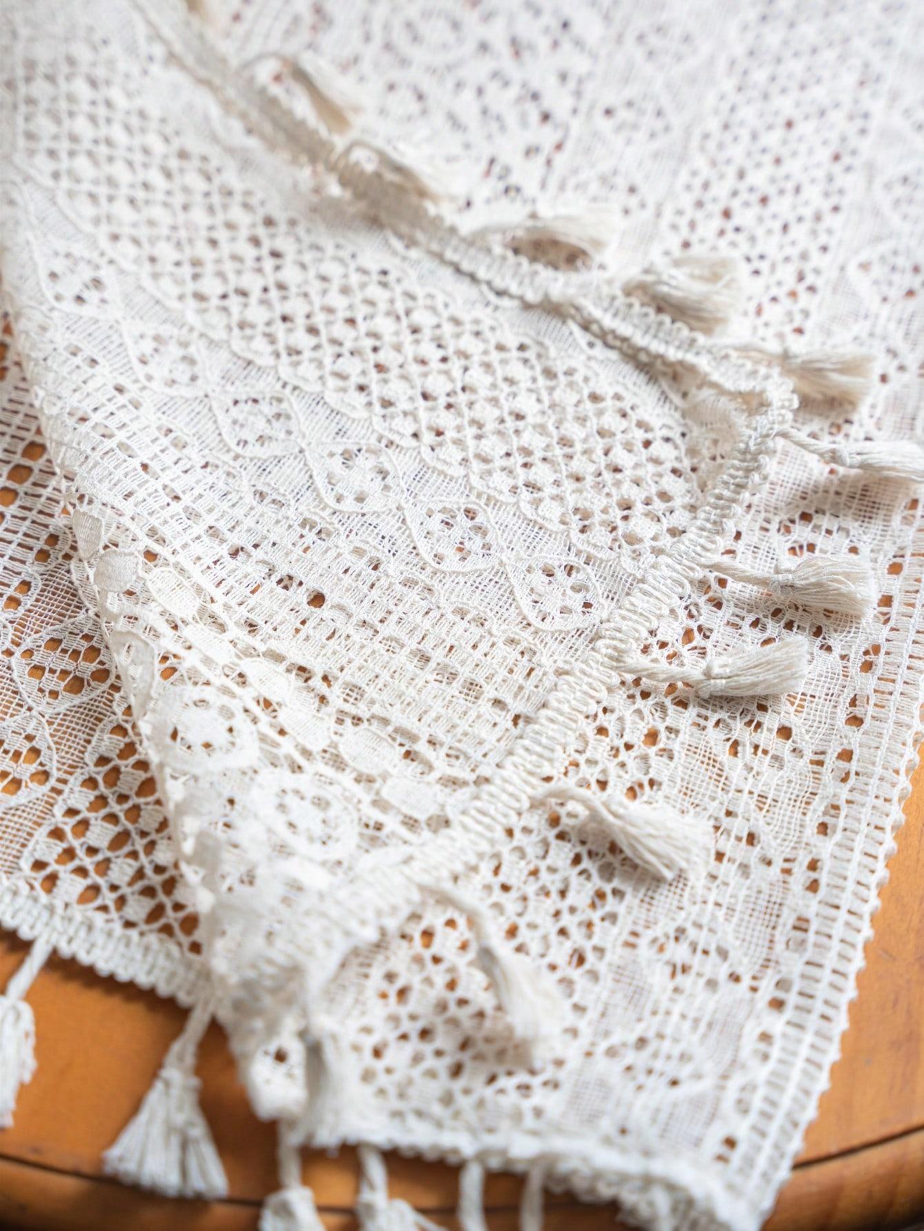 1pc Geometric Lace Tablecloth with Fringe, Square Cutout Design, Ideal for Cabinets, Dining Tables, and Tea Tables