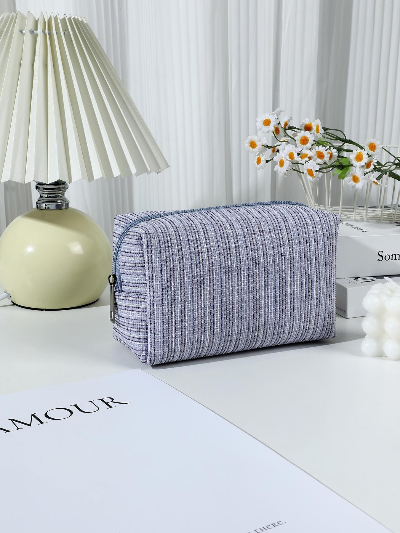 Elegant Portable Makeup Bag, Classic Material, Matte Finish, Zippered Travel Cosmetic Case, Lightweight Toiletry Pouch, Essential Gift for Women
