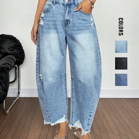 Women's Casual Y2K Distressed Barrel Jeans, Women Frayed Hem Wide Leg Baggy Denim Pants, Streetwear Pocket Distressed Flare Loose Fit Denim Crop Jeans, Capri Jean, Baggy Loose Summer Jeans, Perfect for All Seasons & Casual Occasions, Light Wash