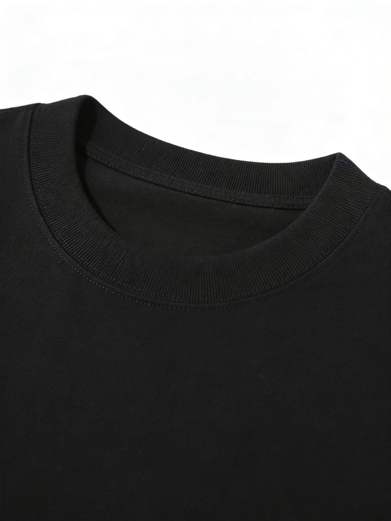 Unisex 100% Cotton Black Cropped Oversized T-Shirt | "FUTURE" Eye Print Gothic Y2K Alt Streetwear Casual Top Menswear