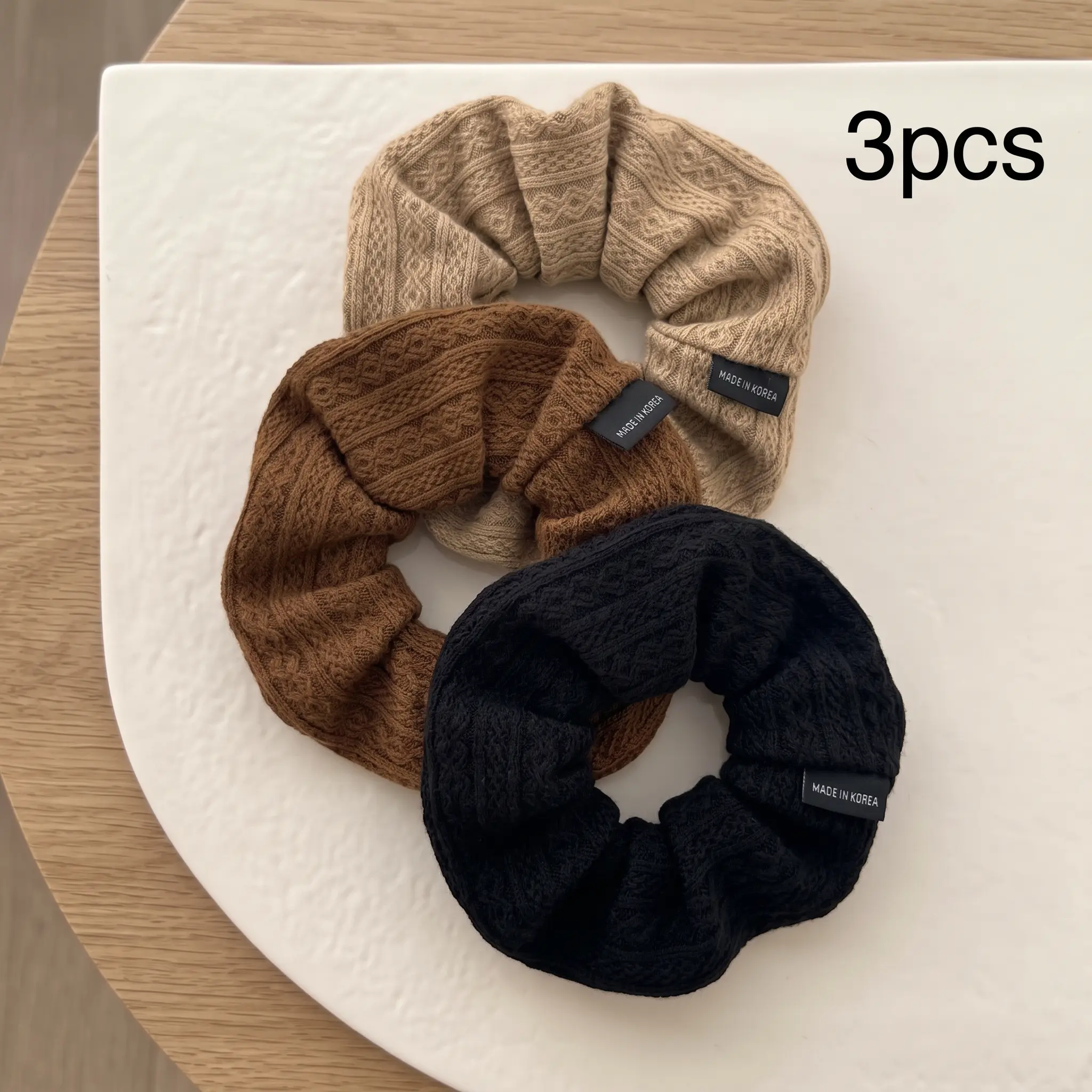 3-Pack Oversized Knit Hair Scrunchies Soft Cable Knit Elastic Hair Ties Cozy Neutral Hair Accessories for Women and Girls Daily Styling Fall Outfits