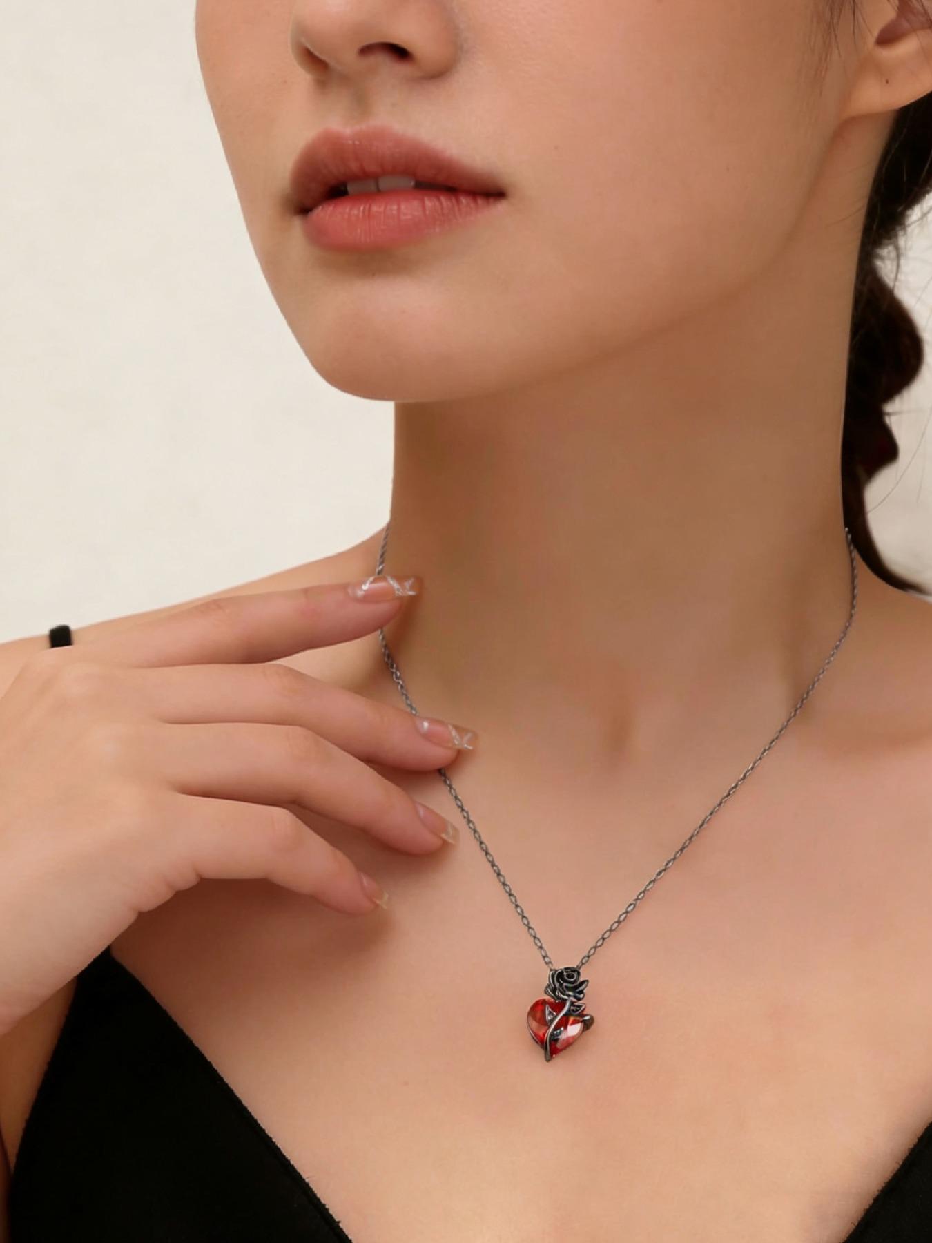 Gothic Necklace for Women, Vintage Goth Rose Crystal Necklace, Heart Pendant Necklace, Halloween Jewelry Gifts