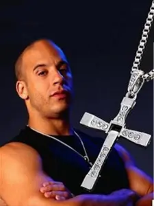 Men's Dominic Toretto Cross Pendant Necklace, Inspired by Fast & Furious, Rhinestone Crystal Chain, Ideal Gift for Him