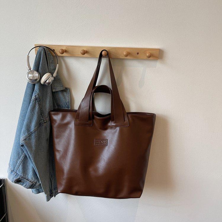 Soft Leather Large Capacity Tote Bag for Women, 2026 New High-End Commuter Shoulder Bag, Office Laptop Handbag