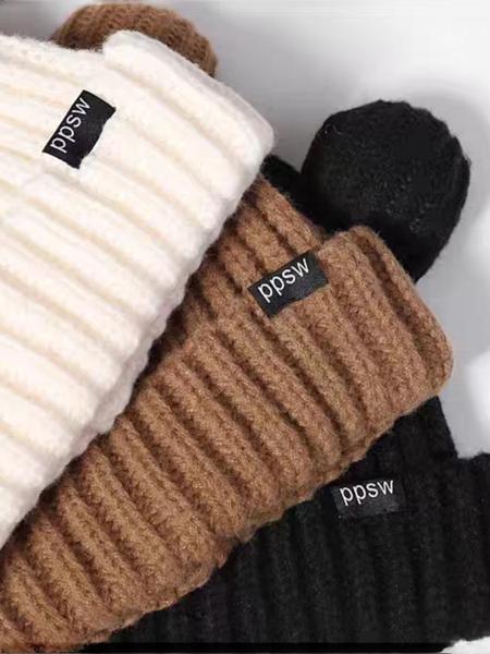 Women's Animal Ear Knit Beanie Hat, Casual Letter Patch Acrylic Warm Cap, Bear Shape Fitted Sweater Hat for All Seasons, Knitted Winter Hat