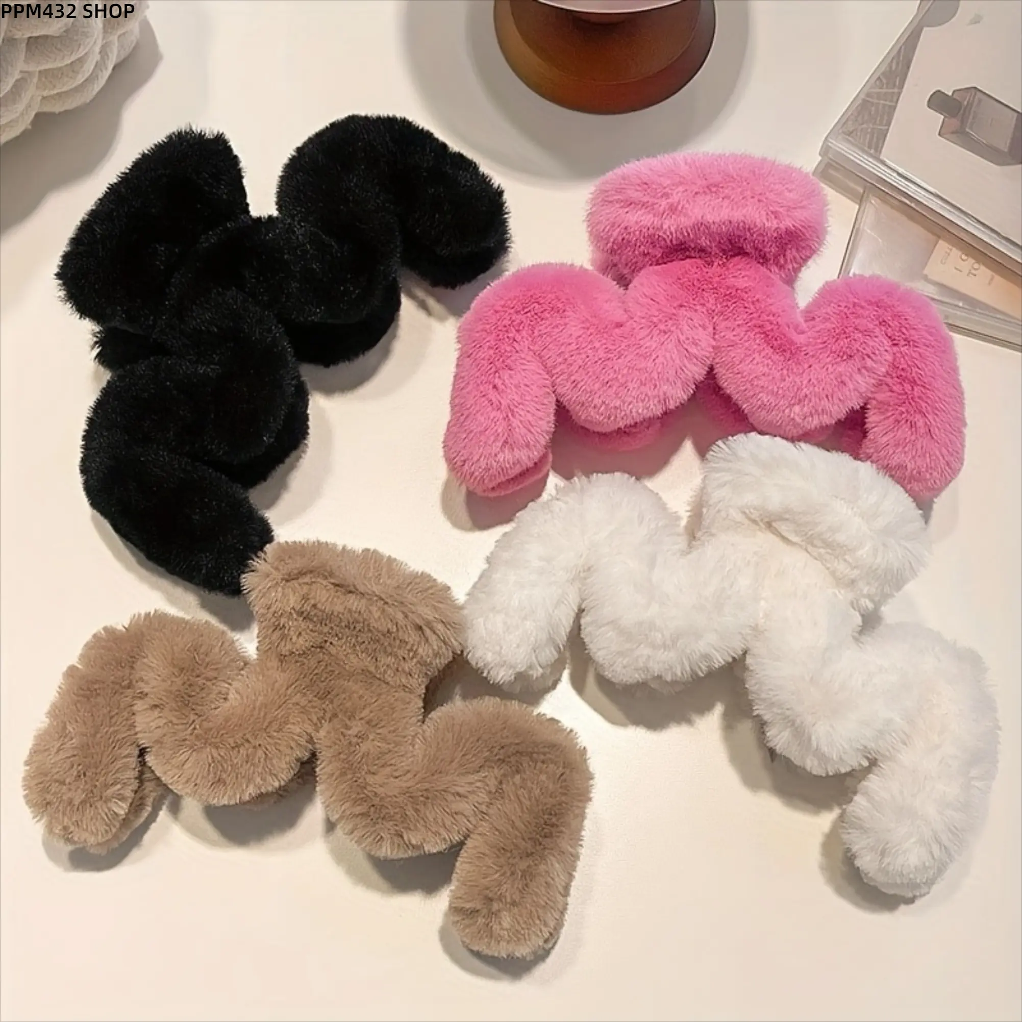 4PCS Large Plush Claw Clips for Women, Black Fuzzy Hair Clips, Soft Non-Slip Strong Hold Hair Claws for Thick Hair, Elegant Minimalist Bun Styling Accessories for Daily Wear, Work and Outings