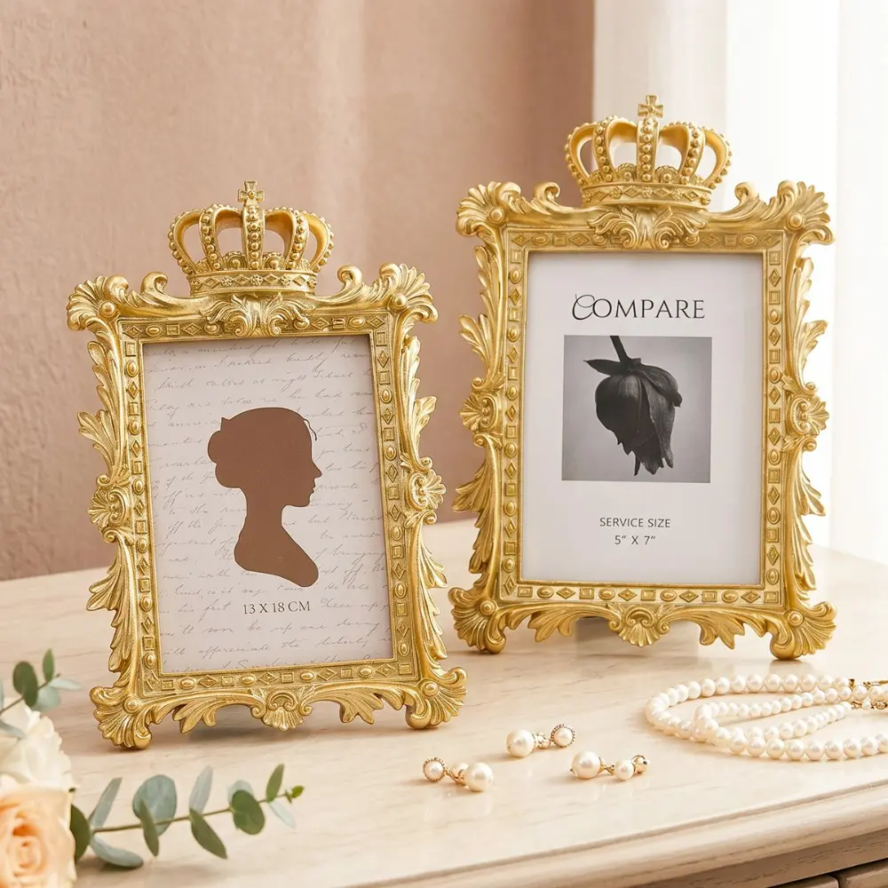1Pcs European Crown Photo Picture Frame, Luxe Vintage Golden Resin Ornate Carved Relief Picture Stand, Elegant Tabletop Photo Display Frame, Great for Home Desktop Decor, Photoshoot Prop & Classic Housewarming Gift, Gold Picture Frames