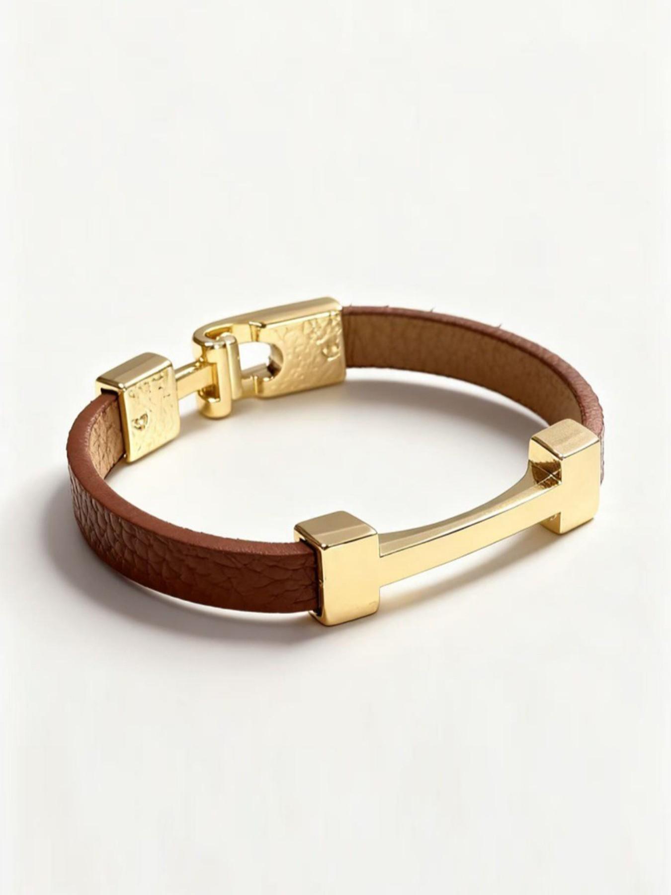 1pc Simple PU Leather Wristband, Industrial Style Decorative Bracelet, Versatile Commuter Accessory, Perfect Gift for Girlfriend