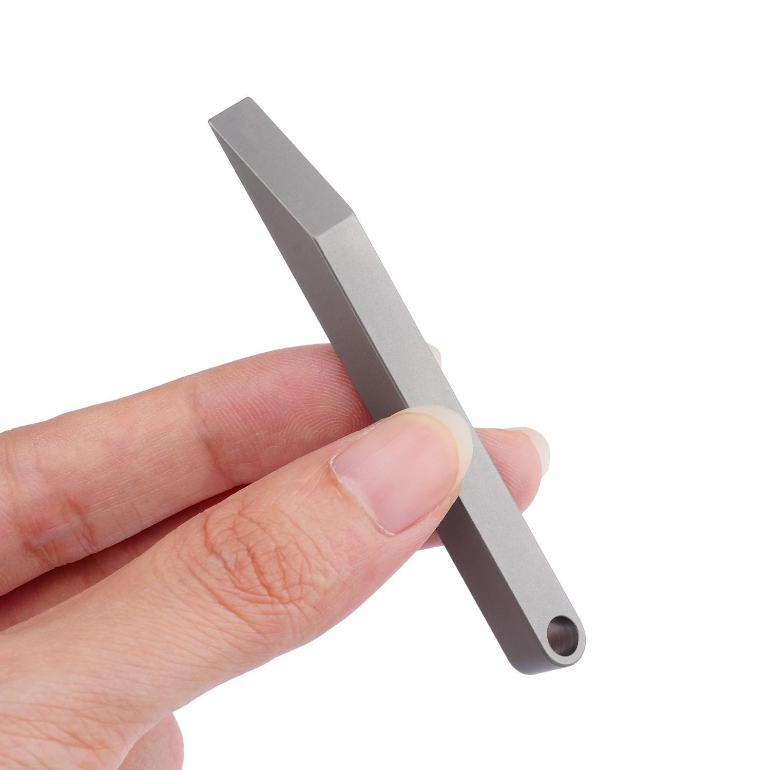 Titanium Alloy Mini Pry Bar, High-Quality Edc Tool, Durable and Lightweight Design, Ideal for Everyday Carry, Compact and Portable