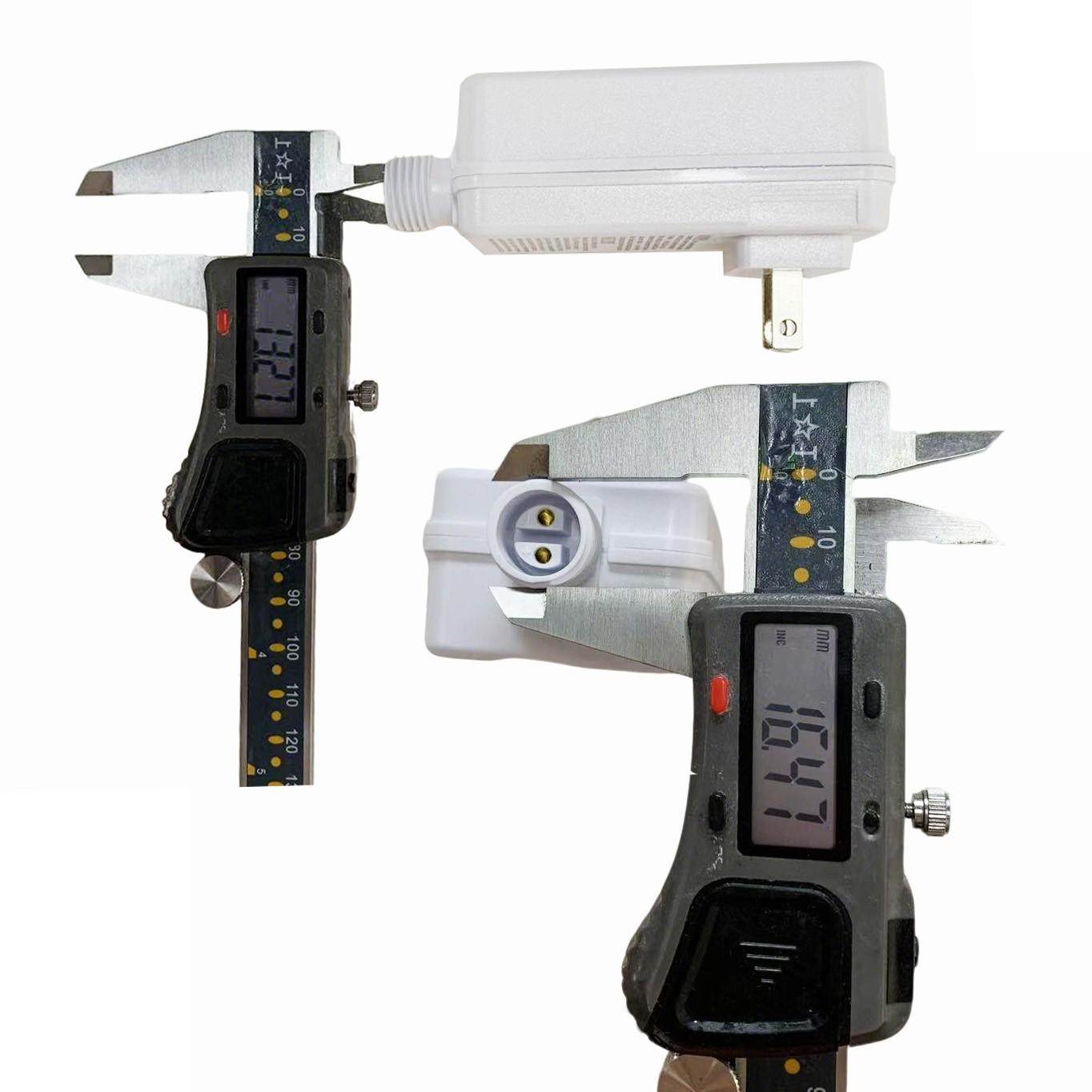 1 Set Of Smart Outdoor Eave Light Control Kit: US Standard Plug + Smart App Waterproof Controller with Remote. Weatherproof for Outdoor Use, Compatible with LED Strip Lights and String Lights, Plug-and-Play.