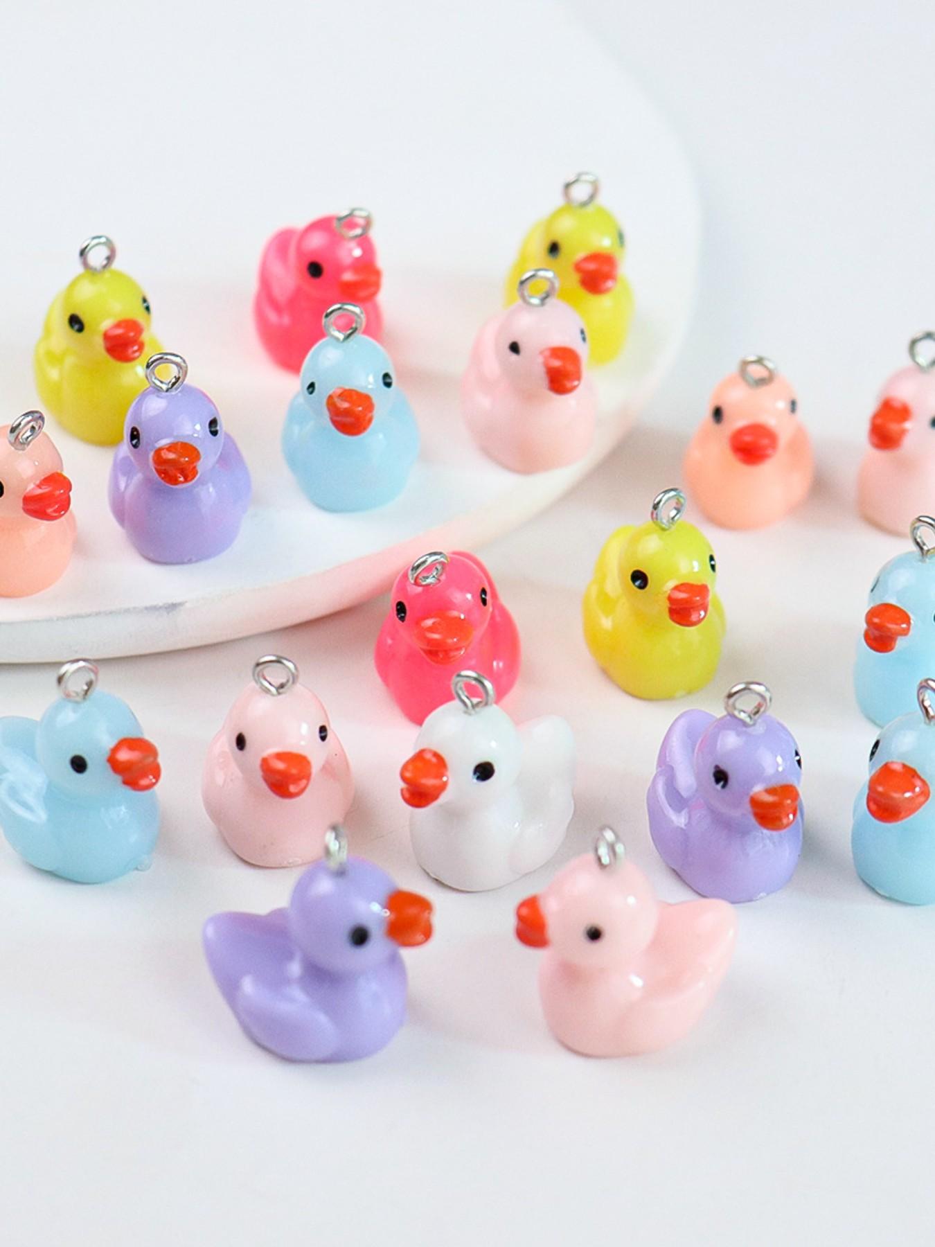 Resin Duck Pendant Charms DIY Jewelry Making Kit, Pack of 5 Resin Accessories for Earrings Keychains Phone Straps