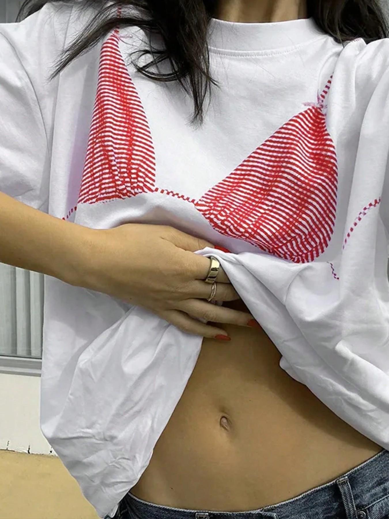 2026 Trending Women's Oversized 3D Bikini Print Graphic T-Shirt，Short Sleeve Crew Neck Funny Illusion Top，Y2K Retro Aesthetic Streetwear，Daily, Party, Vacation, Street Style - TikTok Viral Summer Outfits for Teen Girls & Young Women，Cute Novelty Graphic