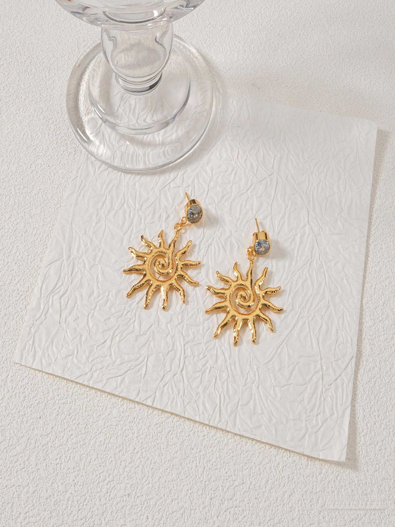 Chic 18k Gold Plated Stud Earrings Set, Elegant Striped Design, High-End Jewelry for Women, Fashionable Simple Accessories