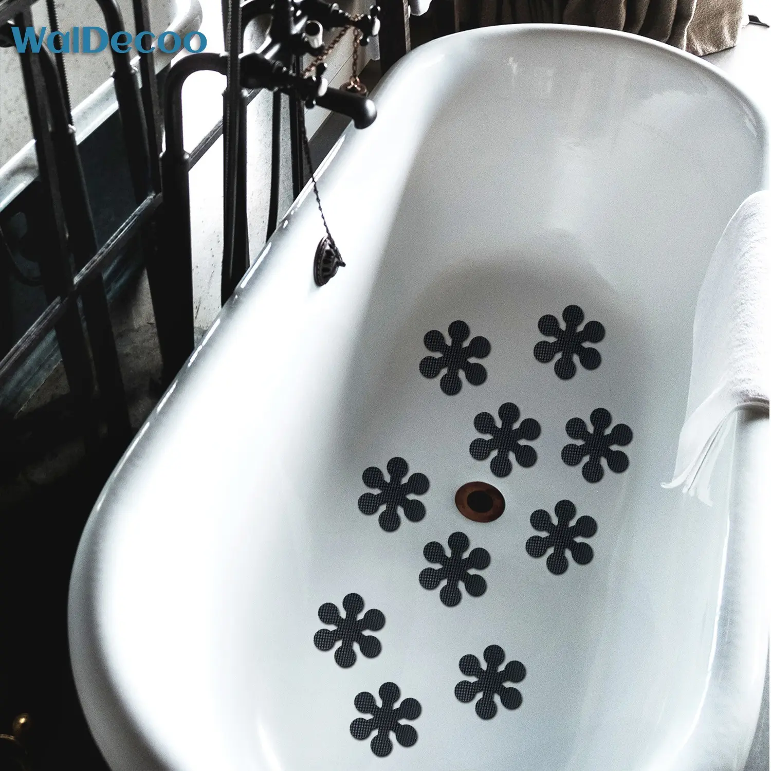 Snowflake Pattern Bath Sticker, Anti-slip Bath Sticker, Self-adhesive Bath Paper for Bathroom, Shower, Swimming Pool, Bath Tub Accessories, Bathroom Decor Supplies, Bathroom Decoration Accessories