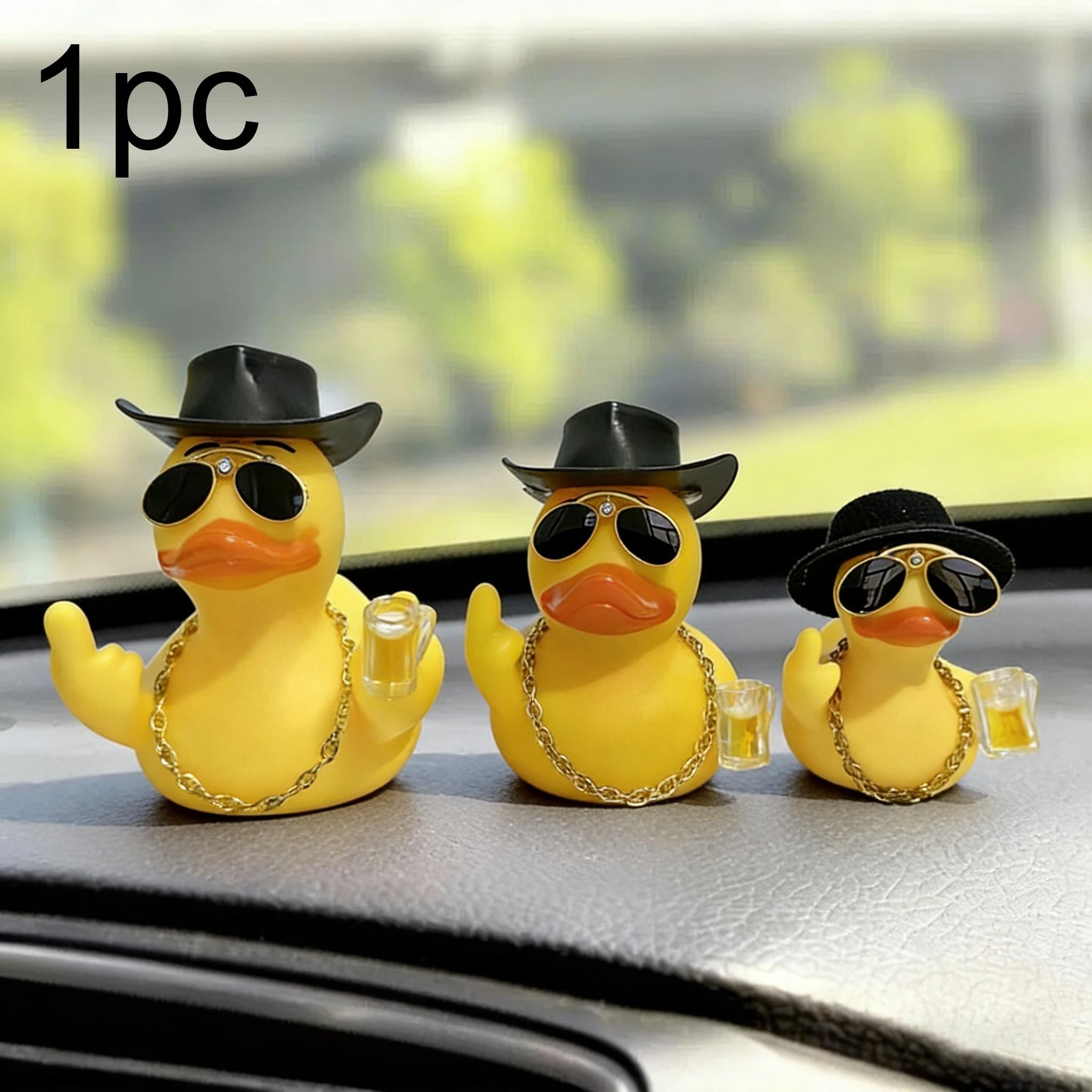 1pc Cool Rubber Duck Car Dashboard Decoration, Cute Yellow Duck with Hat Sunglasses Chain Beer Mug, Funny Car Interior Ornaments for Men Women, Novelty Auto Dashboard Decor Gifts for Car Lovers