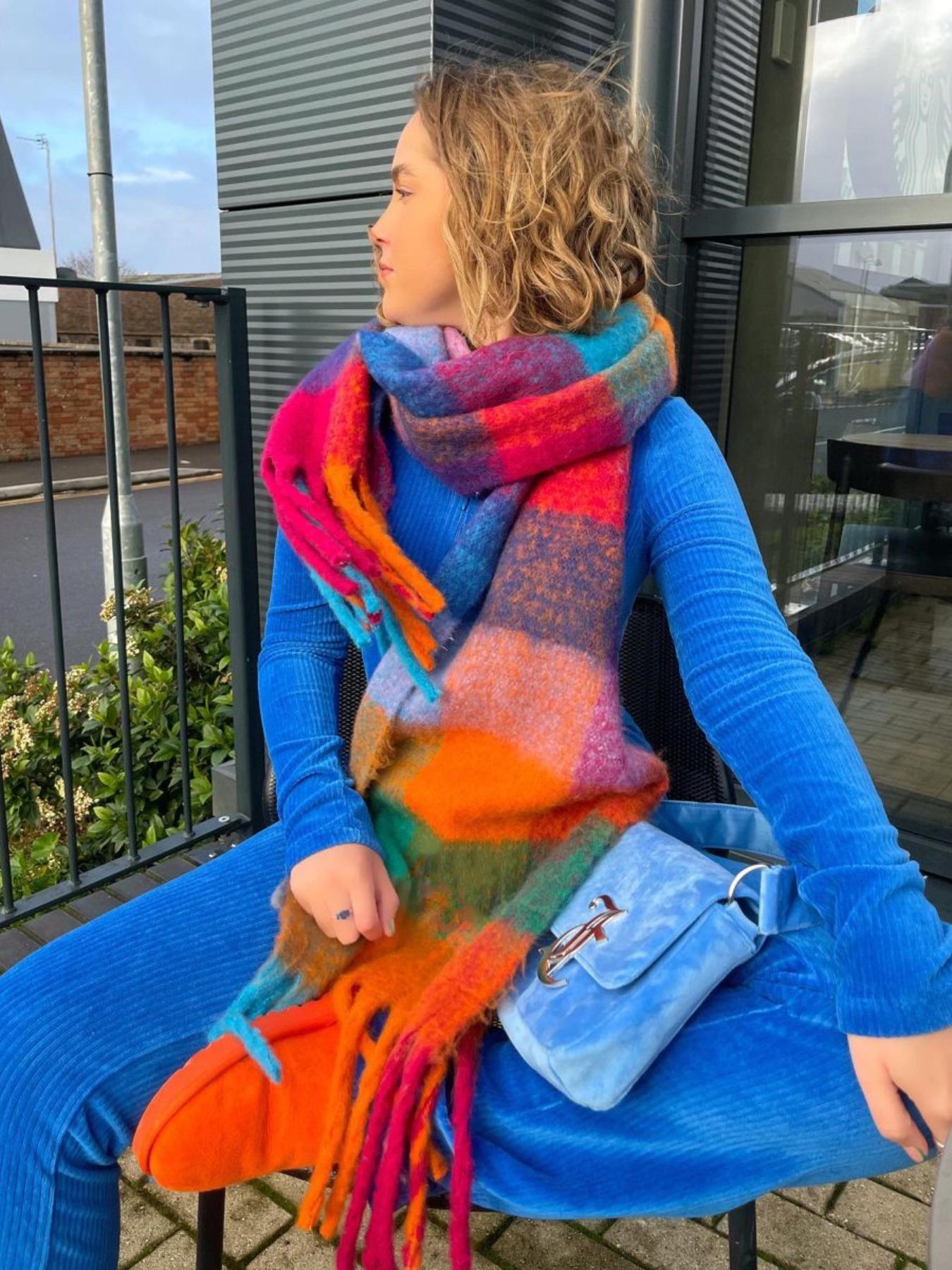 Bohemian colored Rainbow Stripes mesh winter tassel coarse scarf, thick, soft and warm shawl, autumn and winter cold and hot protection windproof wrapping hijab, scarf and neck, suitable for women, Casual Soft Shawl