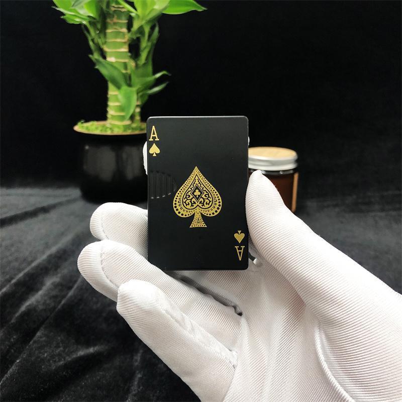 Refillable Butane Lighter Features The Cool Design Of The Ace Of Spades, With A Windproof Flicker. Suitable For Outdoor, Indoor, Barbecue, And Candle-Related Occasions, It's Suitable For Both Men And Women