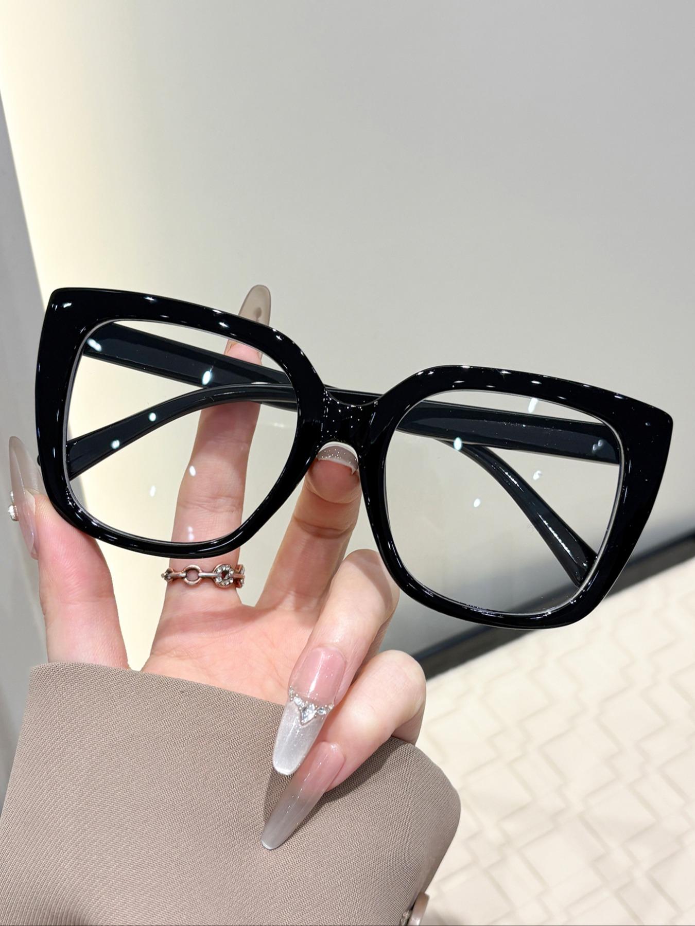 Classic Vintage Cat Eye for Women, Stylish Trendy Eyewear, Flat Lenses Perfect for Street Style, College Look, Commuting, and More