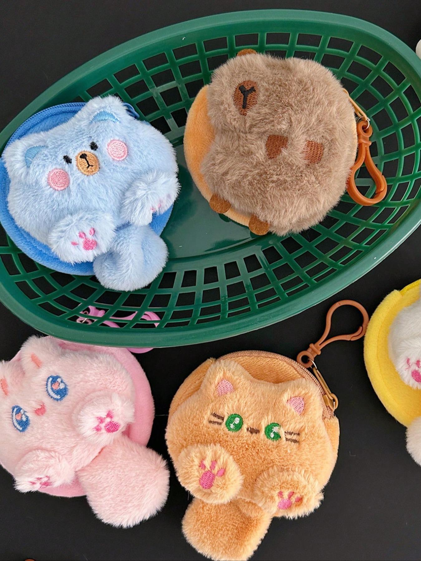 Cute mini plush coin purse, suitable for students, and can also be used as a portable earphone case or a plush backpack accessory. A plush coin purse perfect for storing earphones and lipstick, ideal as a holiday gift or a creative small gift.