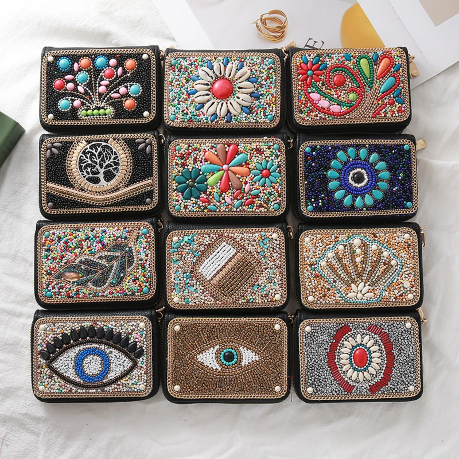 Bohemian Women’s Mini Card Holder & Coin Purse, Vintage Heavy Craft Beaded Wallet, Handmade Rice Bead Small Pouch, Compact Beaded Mini Wallet for Cards, Coins, Tiny Accessories & Boho Styling