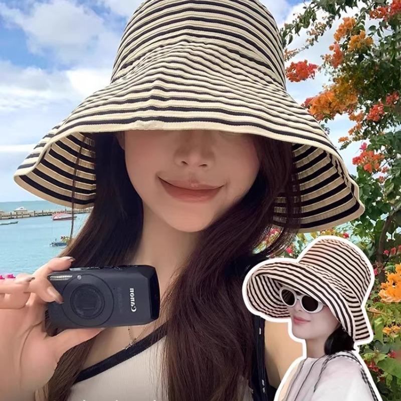 Set of 2 Wide Brim Sun Hats in Black And White Stripes, Made from Lightweight And Breathable Material, Suitable for Most Sizes, Offering for Beach Trips, Outdoor Activities, And Vacations for Women