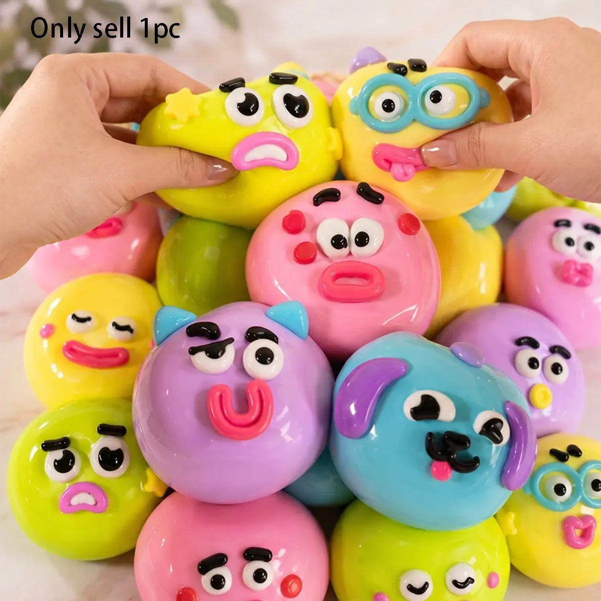 New Squishy-Curiosities Smushers Dog Face Swap Squeeze Toy, Soft Slow Rebound Stress Relief, Cute Sensory Fingertip Toy, Ideal Birthday Gift
