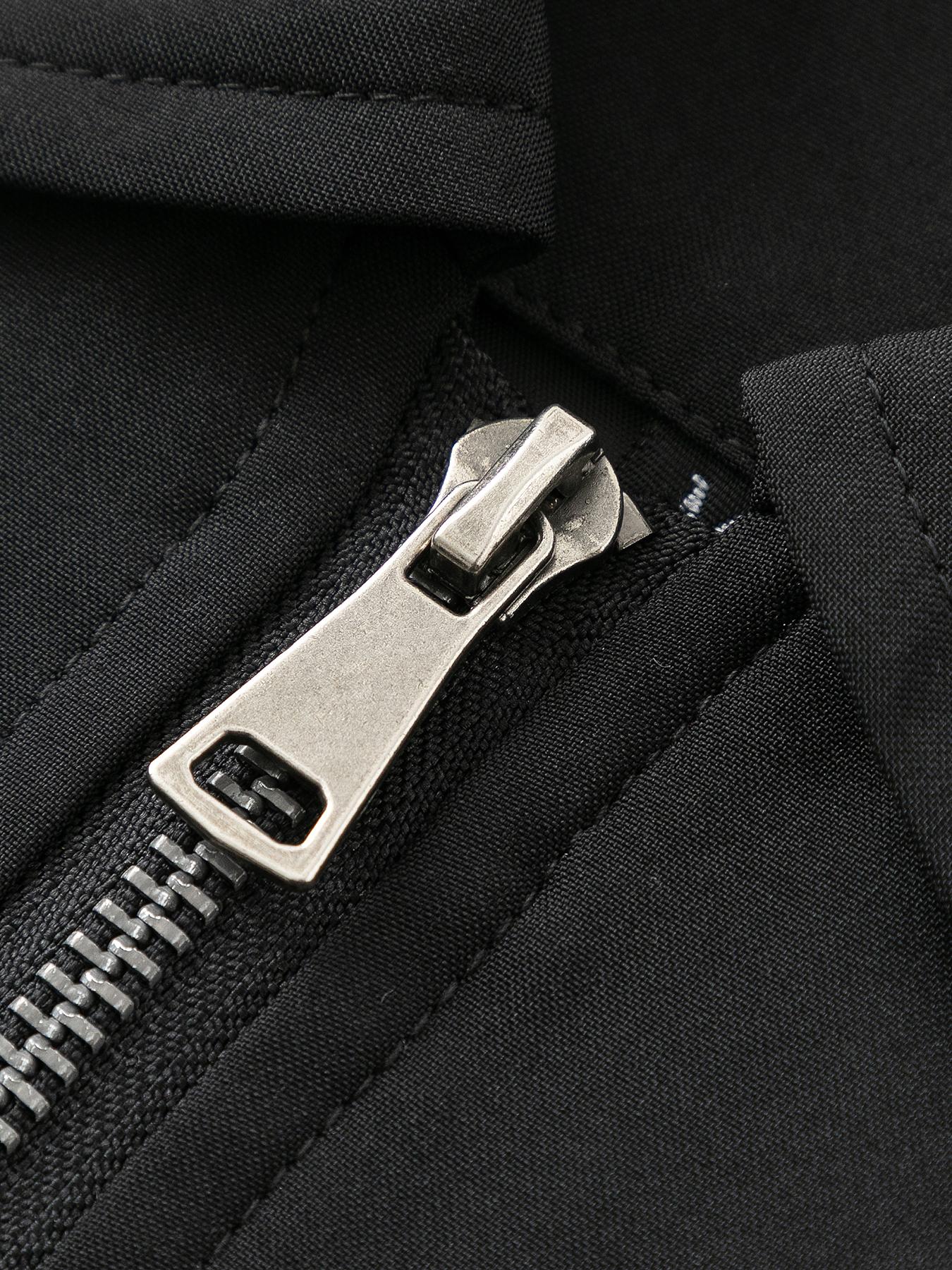 Men's lightweight casual jacket, Casual wear coat, zipper closure, lapel design, simple solid color business jacket, 100% polyester fiber, machine washable, easy to maintain fabric, suitable for work, travel and formal wear, spring and autumn seasons