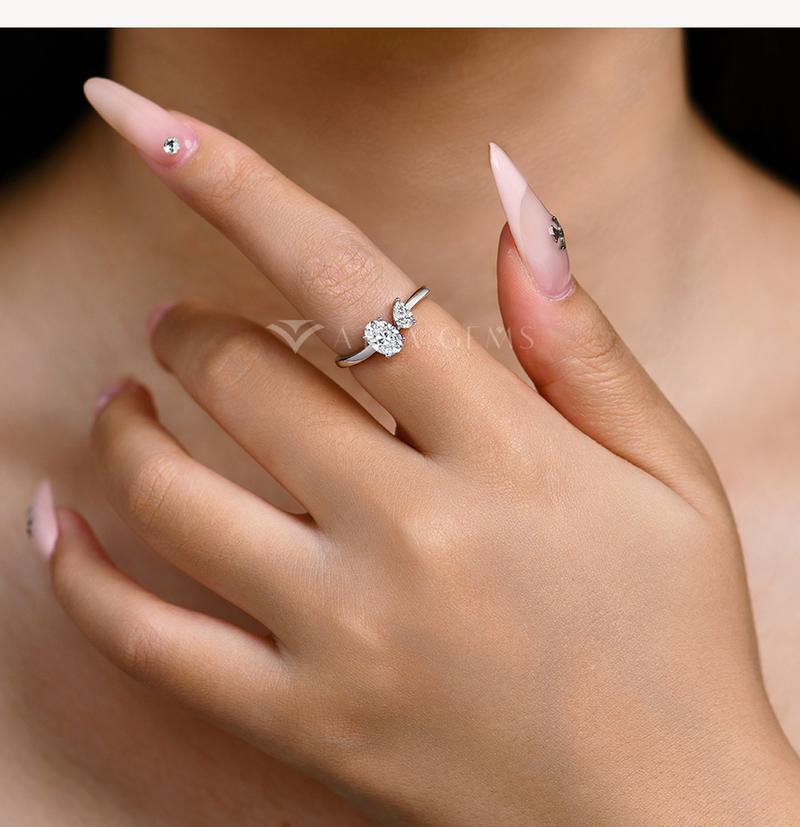 Simply Design Oval Pear Cut Total 1.35CT Synthetic Moissanite Ring for Women Birthday Gift Engagement Wedding Daily Wear Jewelry R203